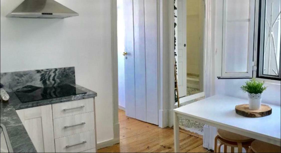 Love Inn Bairro Alto 4 리스본 외부 사진