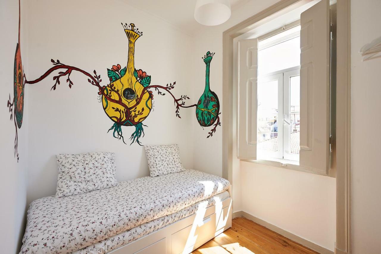 Love Inn Bairro Alto 4 리스본 외부 사진